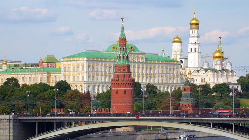 Russia: Between Imperial Legacy, Strategic Power and the Challenges of the Twenty-First Century