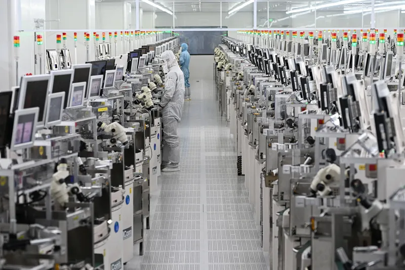 China’s Parallel Technology System