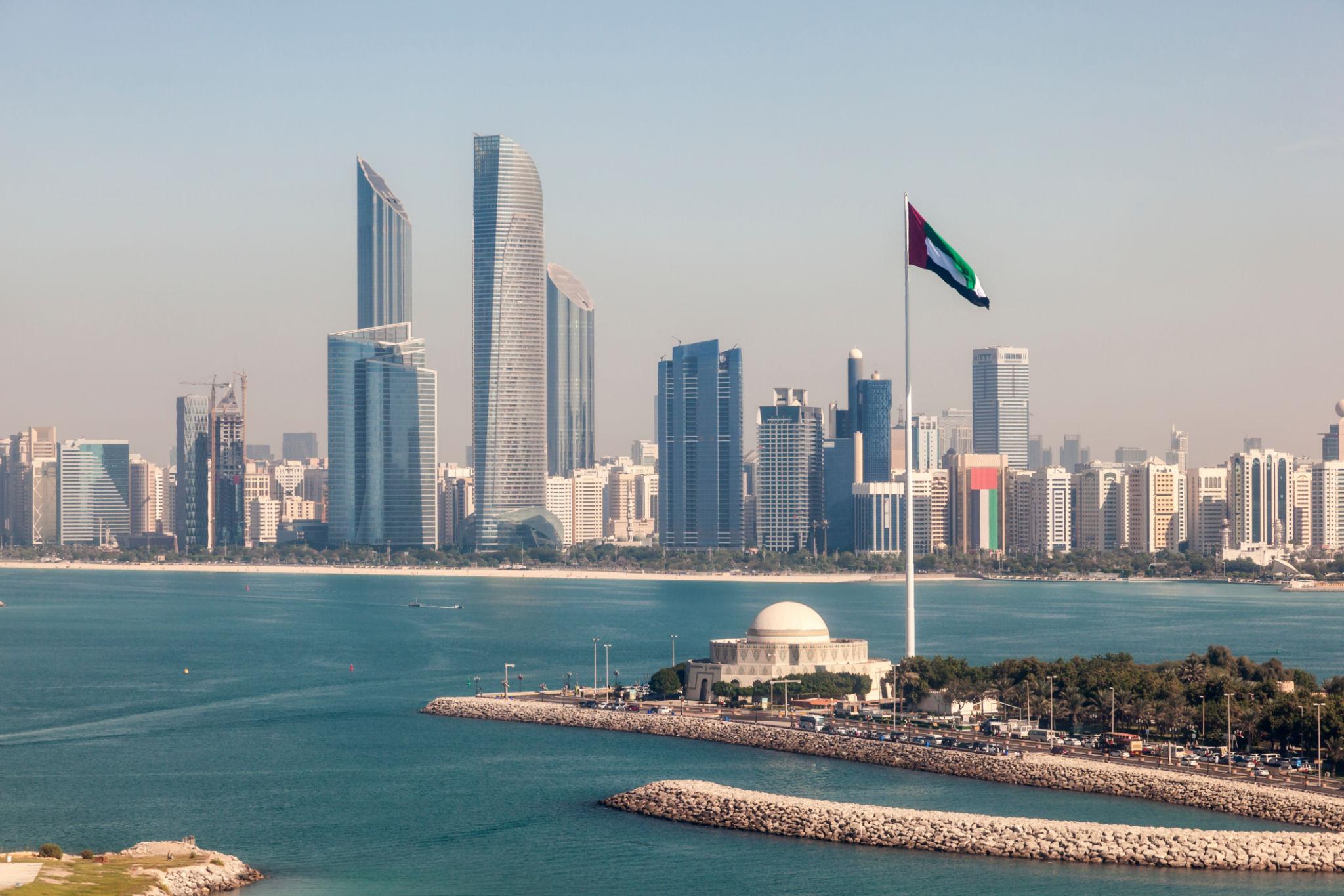 Algeria–UAE: The Break Between Two Shores
