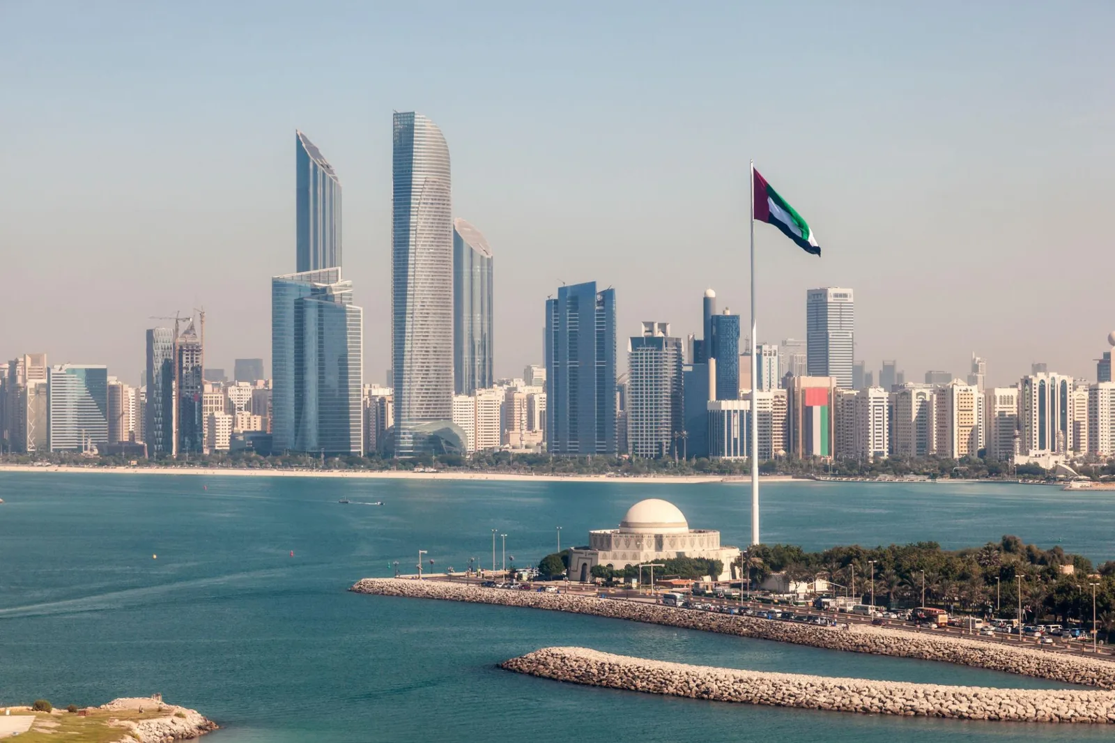 Algeria–UAE: The Break Between Two Shores
