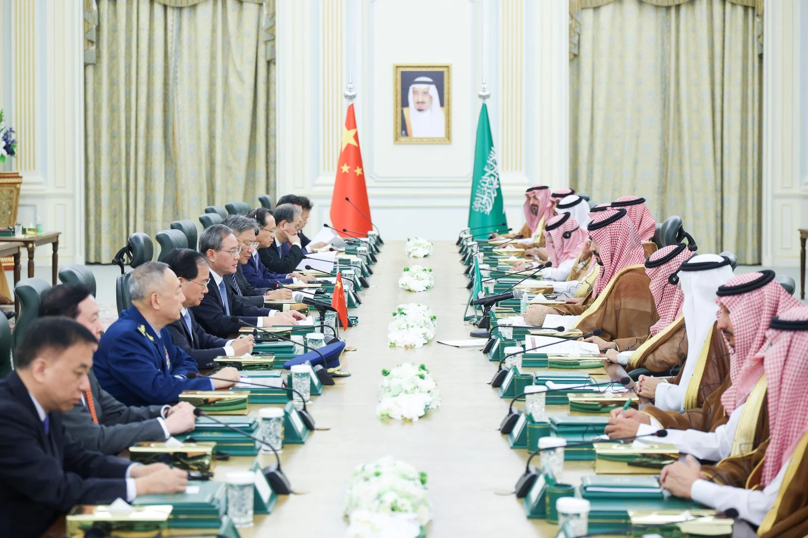 Saudi Arabia: The Monetary Limits of Its Rapprochement With China
