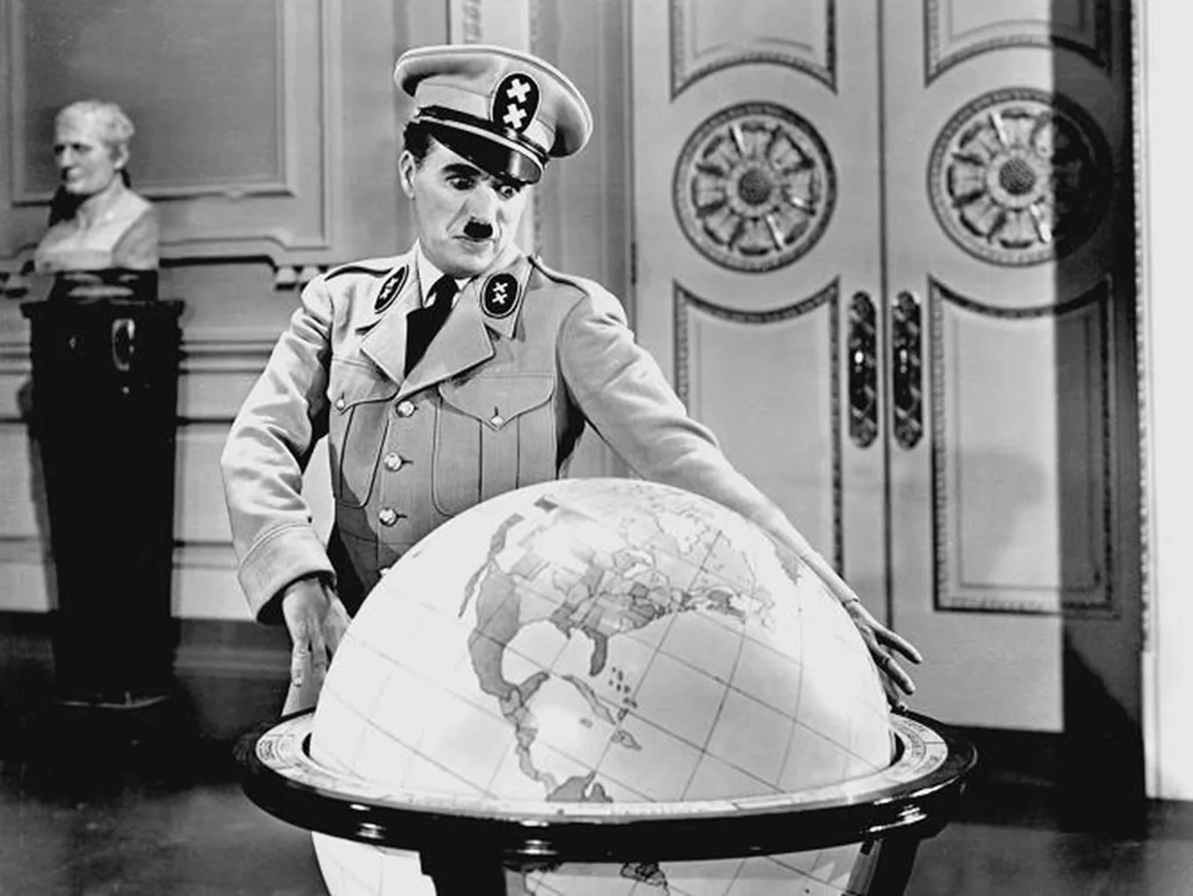Charlie Chaplin : le rire face à la machine et au pouvoir