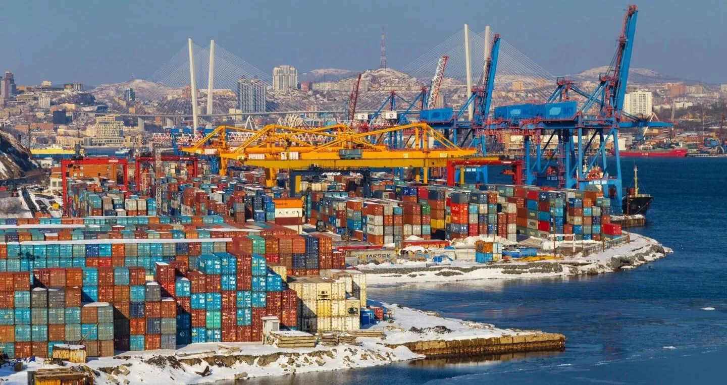 Russia: The Economy Looks East