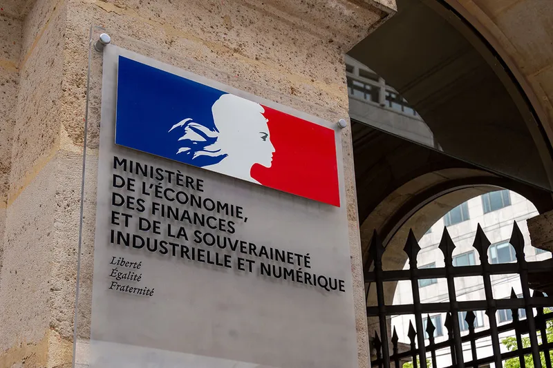 France: When Debt Has a Price Again