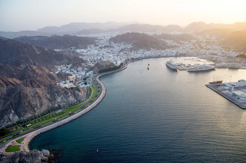 Oman: The Strait and the Open Sea