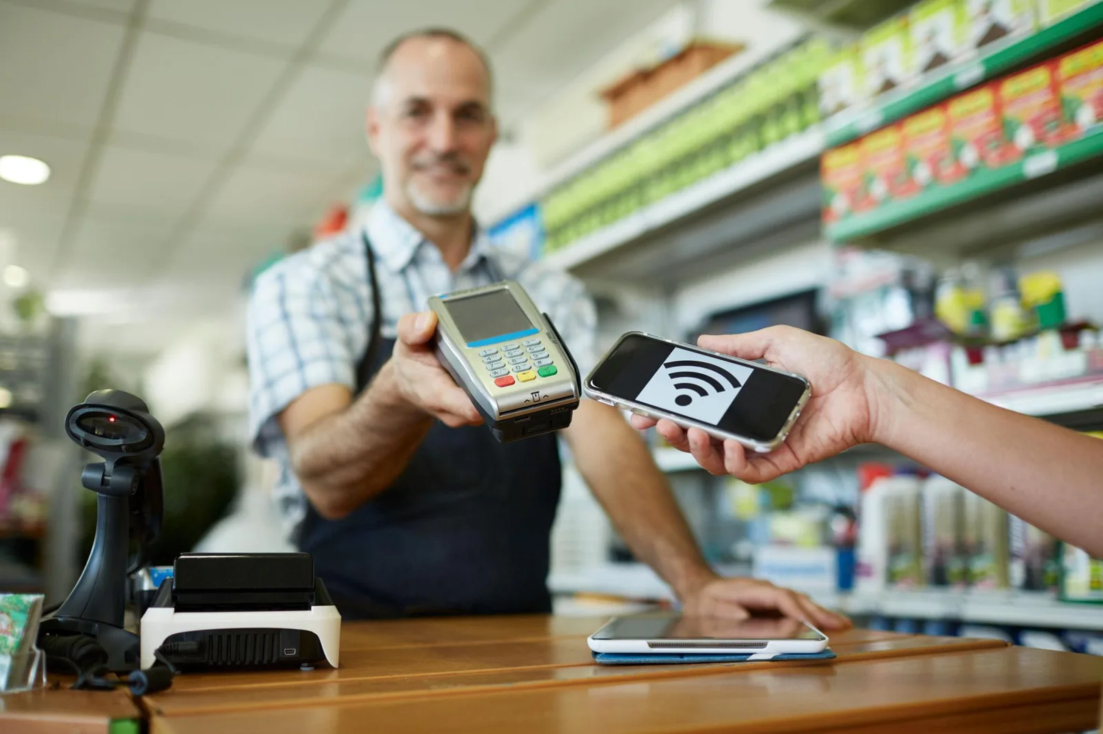 Fintech: Who Controls Money, from Financial Markets to the Corner Shop?