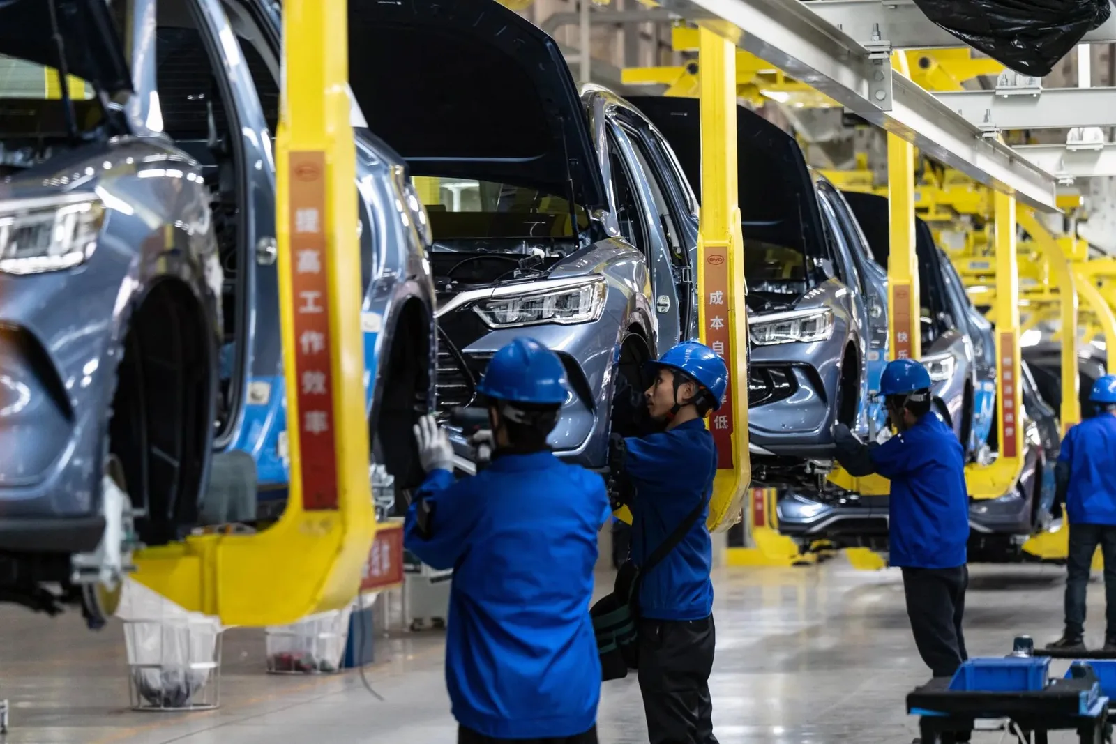 Europe : le déficit chinois, une question de survie industrielle