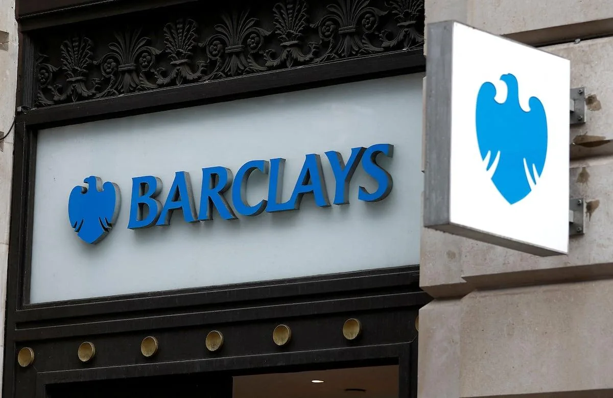 Barclays : l’intelligence artificielle redessine la banque