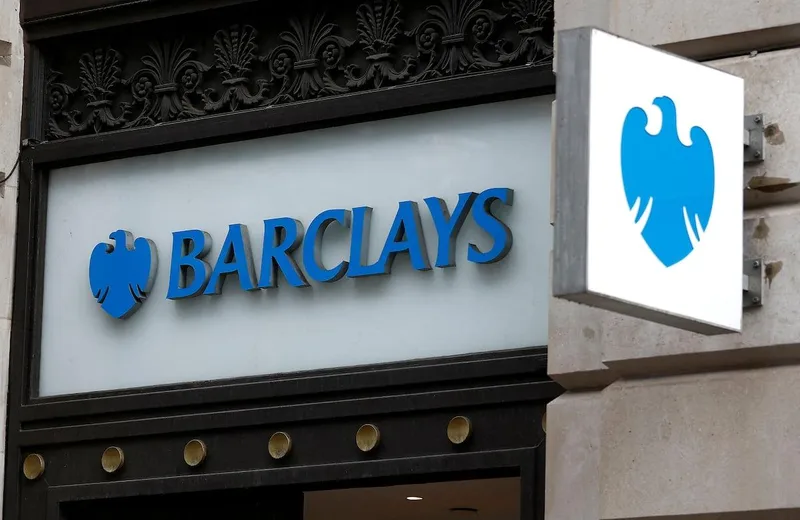 Barclays : l’intelligence artificielle redessine la banque