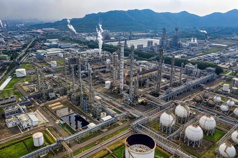 Posséder ne suffit plus : pourquoi les ressources et les avantages concurrentiels ne garantissent plus la puissance économique